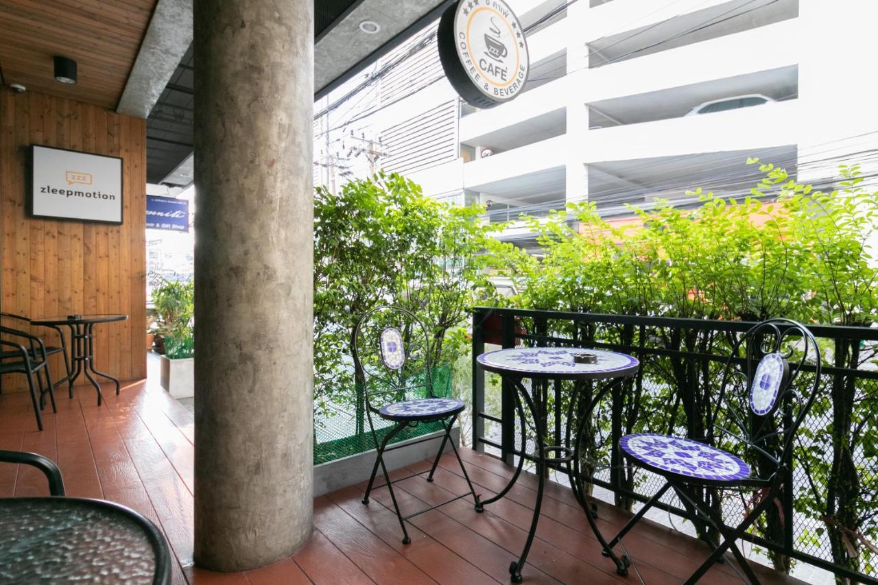 Zleepmotion Bangkok Hostel Exterior photo